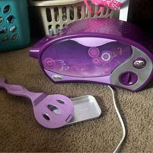 Selling this Easy Bake Oven with tray and spatula